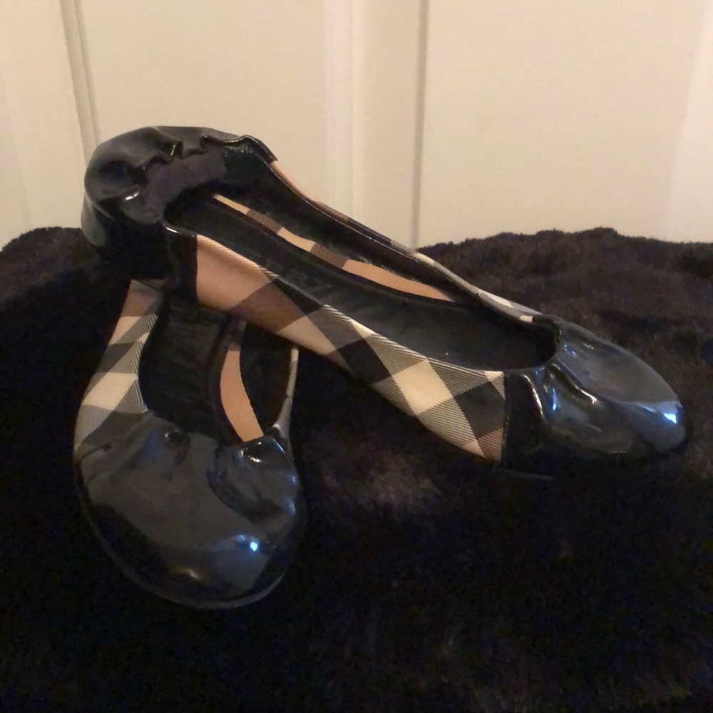 Size 8 BURBERRY ballet slipper shoe